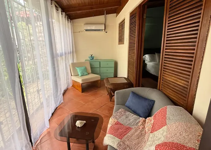 Appartement King Bed And Walk To The Gated